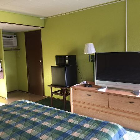Statesman Inn Terre Haute Kültér fotó