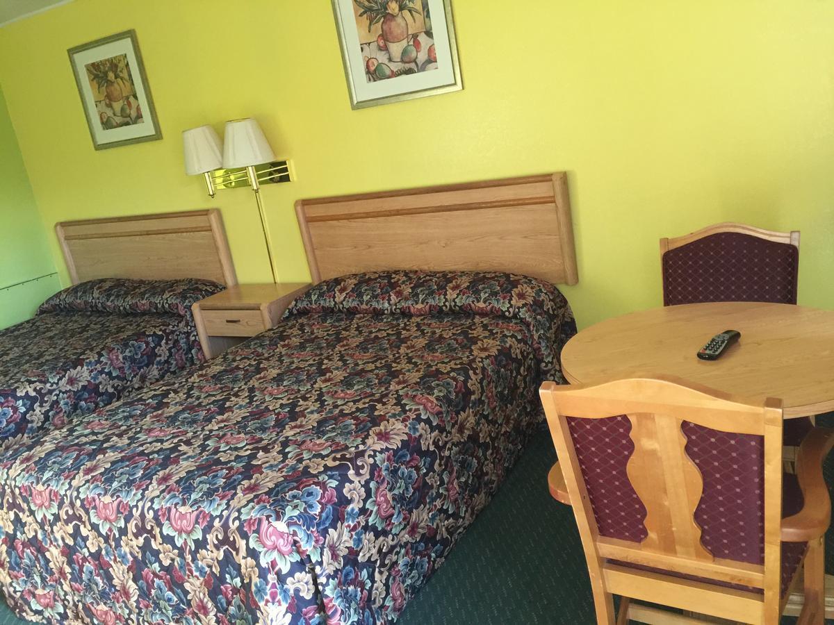 Statesman Inn Terre Haute Kültér fotó