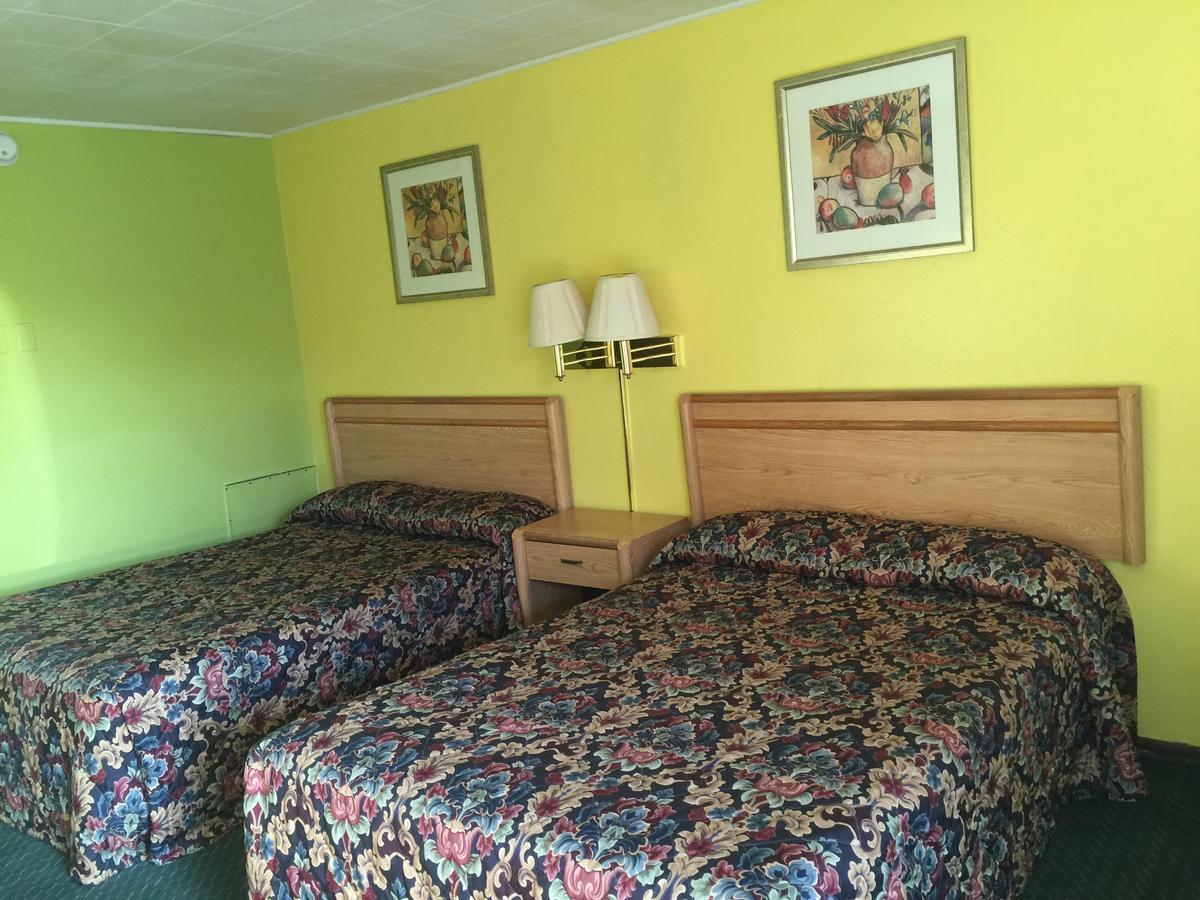 Statesman Inn Terre Haute Kültér fotó